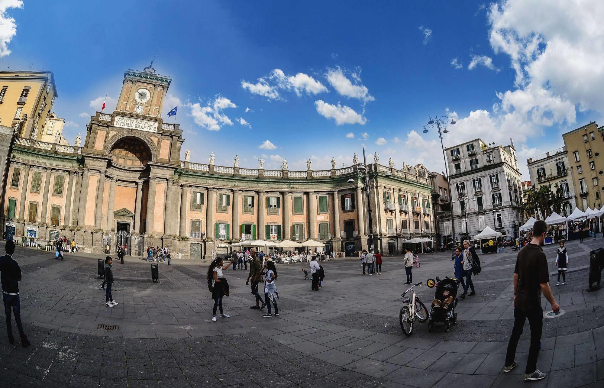 Le 4 Stagioni Napoli Centro Hotel Eksteriør billede